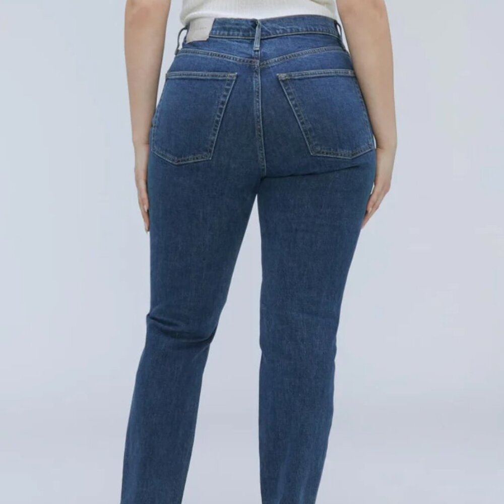 Curvy, Cheeky Straight Jean - Everlane